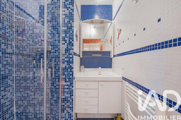 Appartement à vendre 4 pièces 93 m² Suresnes