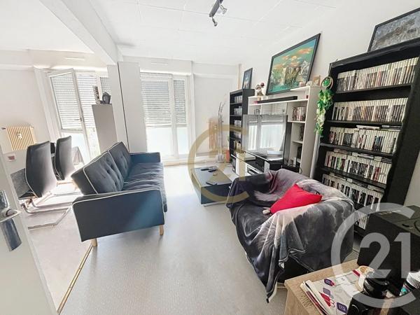 Appartement F2 à vendre  2 pièces - 44,61 m 2   LUXEUIL LES BAINS  - 70
