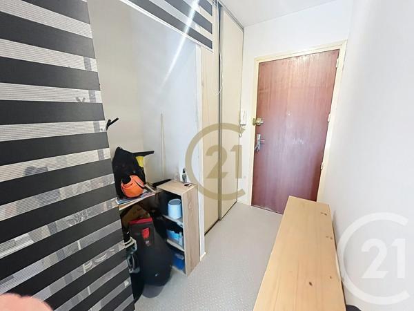 Appartement F2 à vendre  2 pièces - 44,61 m 2   LUXEUIL LES BAINS  - 70