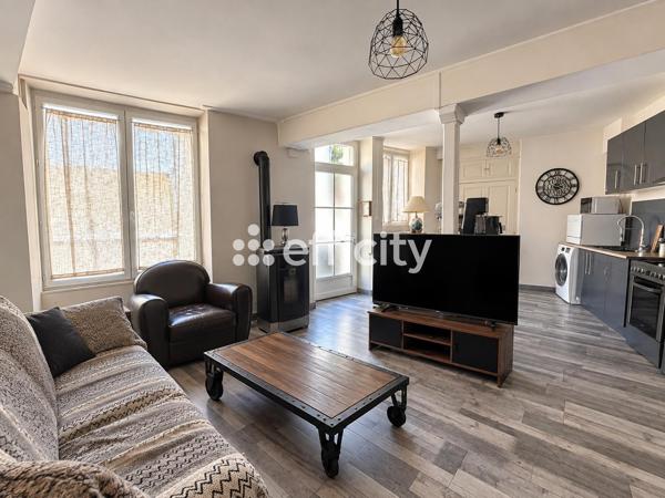 Maison
         4 pièces
        - 125 m² 115 000 € *