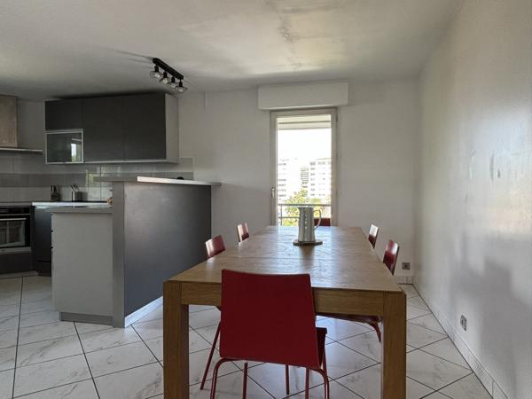 Duplex T4 Lumineux de 104 m² - 3 chambres aux Portes de Genève
