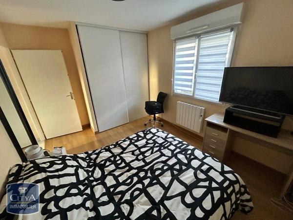 Appartement à louer 2 pièces 37.78m² Cholet (49300)
