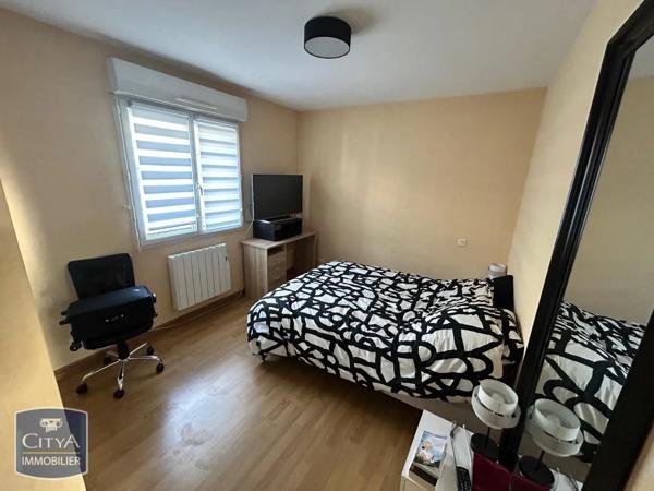 Appartement à louer 2 pièces 37.78m² Cholet (49300)