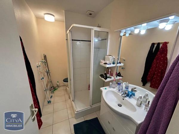 Appartement à louer 2 pièces 37.78m² Cholet (49300)