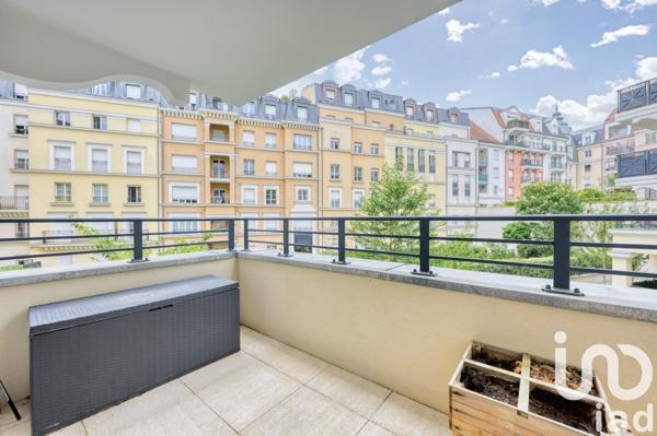 Appartement 3 pièces de 61 m² à Le Plessis-Robinson (92350)
