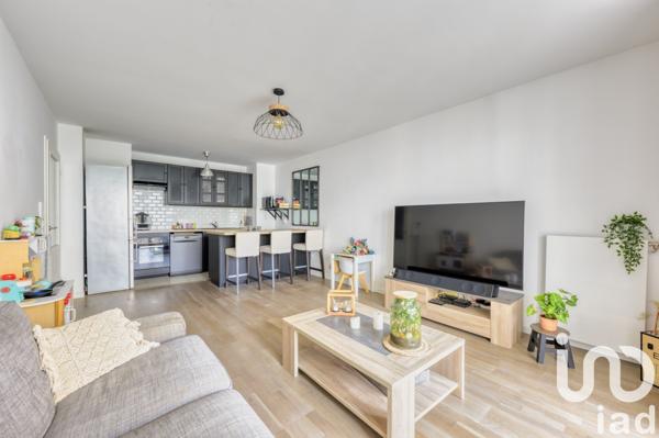 Appartement 3 pièces de 61 m² à Le Plessis-Robinson (92350)