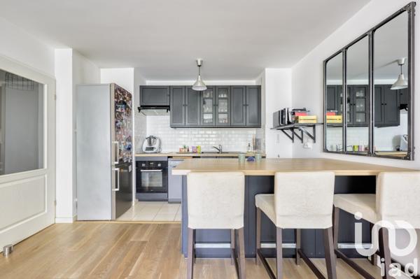 Appartement 3 pièces de 61 m² à Le Plessis-Robinson (92350)