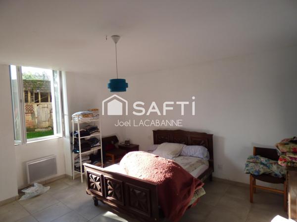 Ancienne propriété agricole, 140 m², 3 chambres sur 1 ha 87