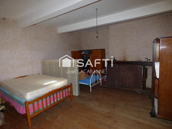 Ancienne propriété agricole, 140 m², 3 chambres sur 1 ha 87