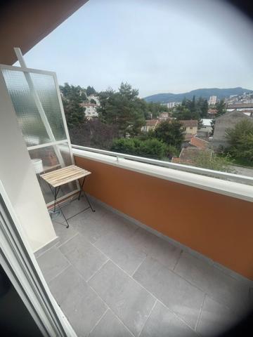 Appartement Unieux 3 pièce(s) 65 m2 - DISPONIBLE IMMEDIATEMENT