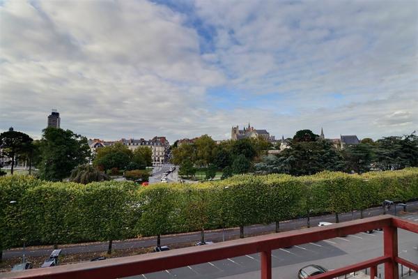 Appartement Nantes 2 pièce(s) 52.94 m2 - Bel appartement meublé - centre ville