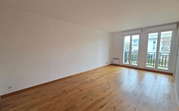 Appartement à louer    2 pièces • 43,83 m2 Sainte-Geneviève-des-Bois