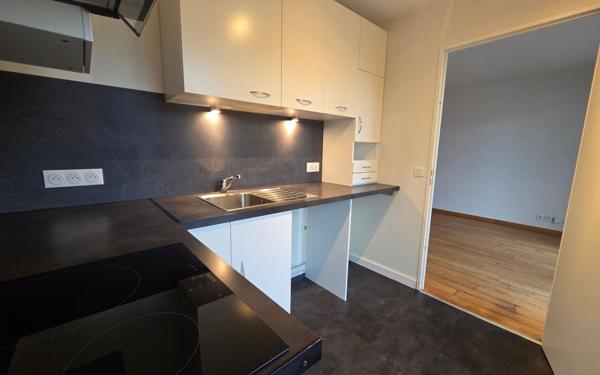 Appartement à louer    2 pièces • 43,83 m2 Sainte-Geneviève-des-Bois