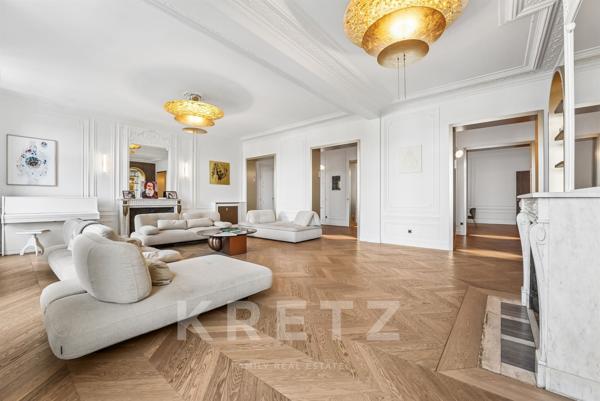 Victor Hugo - Appartement familial et de réception de 300 m²