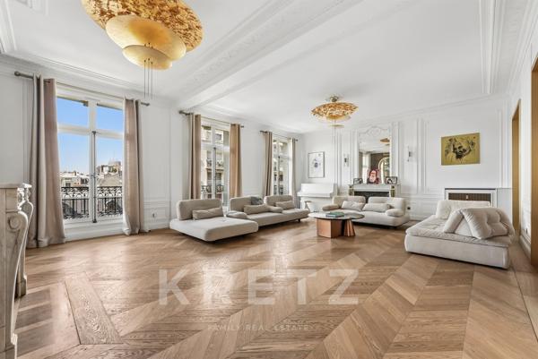 Victor Hugo - Appartement familial et de réception de 300 m²