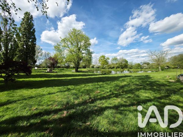 Maison à vendre 5 pièces 175 m² Saint-Aubin-le-Cloud