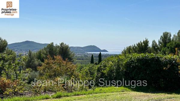 Villa La Cadiere D Azur 7 pièce(s) 230 m2