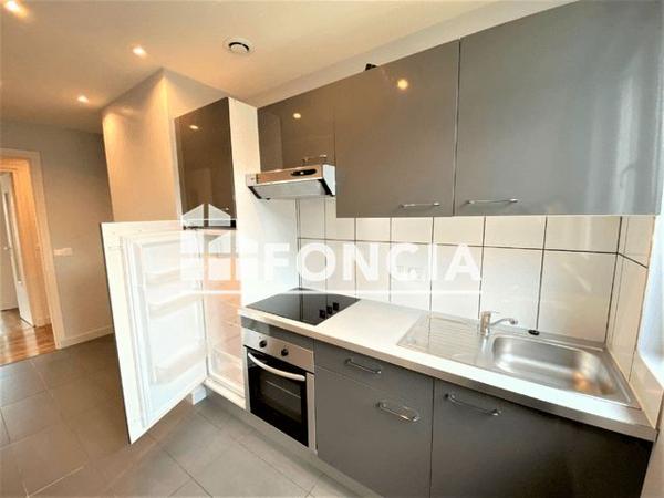 Location Appartement 2 pièces 45.28 m² - 16-18 RUE DU 6 JUIN Flers 61100