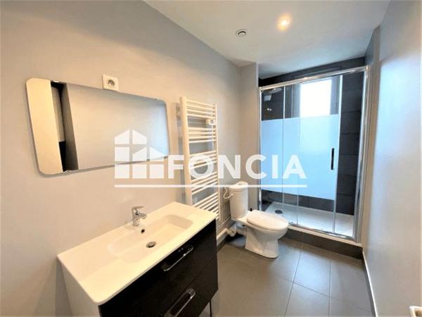 Location Appartement 2 pièces 45.28 m² - 16-18 RUE DU 6 JUIN Flers 61100