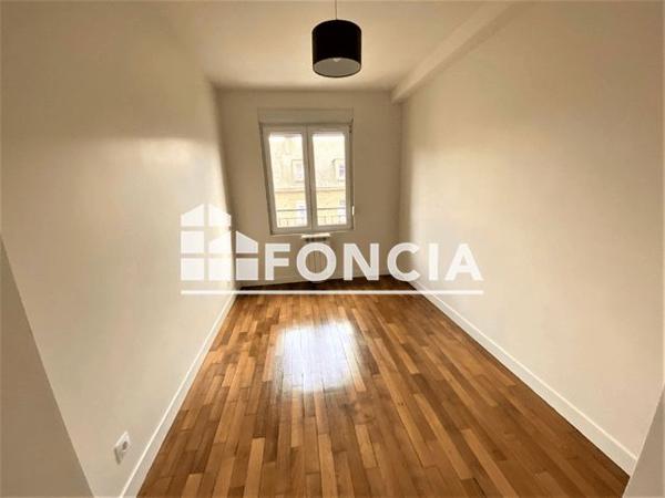 Location Appartement 2 pièces 45.28 m² - 16-18 RUE DU 6 JUIN Flers 61100