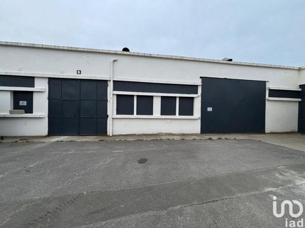 Location local d’activité 520 m² Le Mesnil-Saint-Denis
