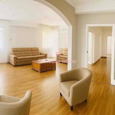 Maison à vendre 8 pièces de 245 m²