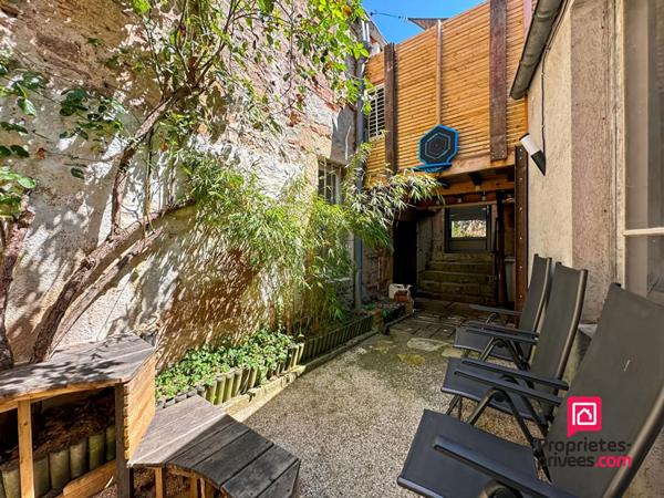 Propriété composée de 2 maisons atypiques (avec 2 entrées indépendantes) en plein centre ville d'Avallon