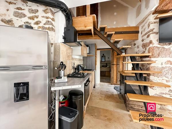 Propriété composée de 2 maisons atypiques (avec 2 entrées indépendantes) en plein centre ville d'Avallon
