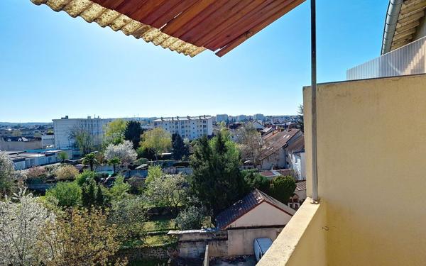 Appartement à vendre    3 pièces • 58,39 m2 Montluçon