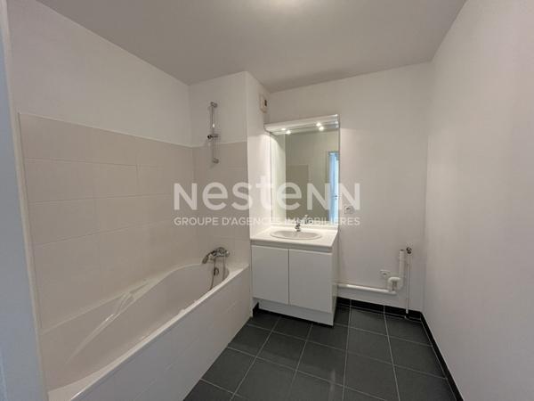 SAINT HERBLAIN bourg 2 chambres, terrasse, parking