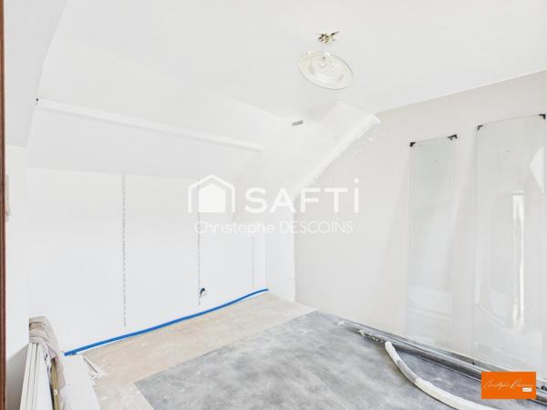 Ensemble de Longères et Dépendances à Parigné-sur-Braye