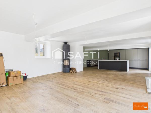 Ensemble de Longères et Dépendances à Parigné-sur-Braye