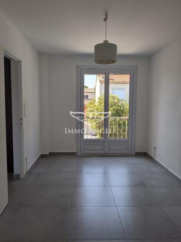 VILLA CONFORTABLE DANS UN QUARTIER RESIDENTIEL, AU CALME PROCHE CENTRE