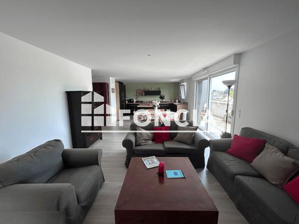 Location Appartement 4 pièces 131.35 m² - Hennebont 56700