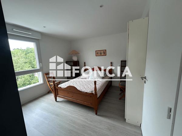 Location Appartement 4 pièces 131.35 m² - Hennebont 56700
