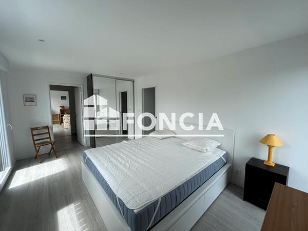 Location Appartement 4 pièces 131.35 m² - Hennebont 56700