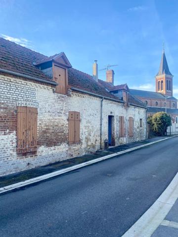 Maison de plein-pied coeur de village à rénover