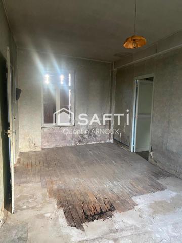 Maison de plein-pied coeur de village à rénover