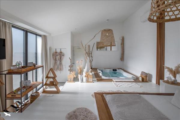 Maison à vendre |  Saint-Laurent-d'Aigouze |  5 pièces | 190 m²