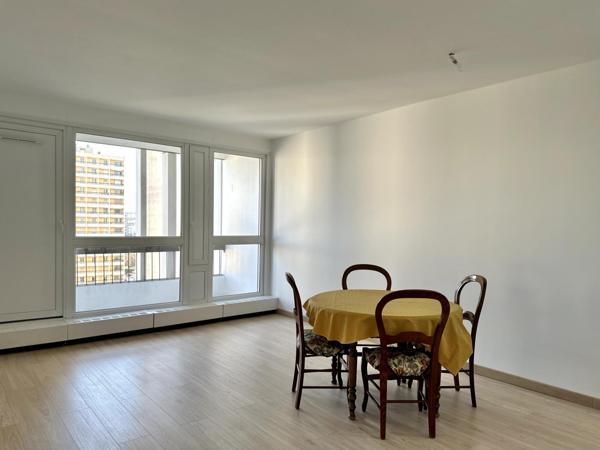 Appartement 3 pièces de 60M2 avec CAVE et GARAGE