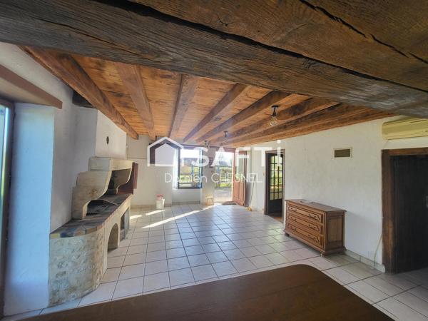 Maison de caractère – Vie de plain-pied – DPE C – Environnement calme