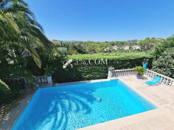Villa 6 pièce(s) 3 chambre(s) 136 m²