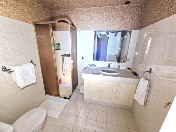 Villa 6 pièce(s) 3 chambre(s) 136 m²