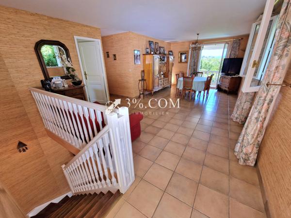 Villa 6 pièce(s) 3 chambre(s) 136 m²