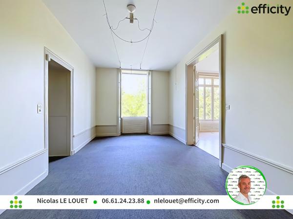 Appartement
         6 pièces
        - 249 m² 378 000 € *