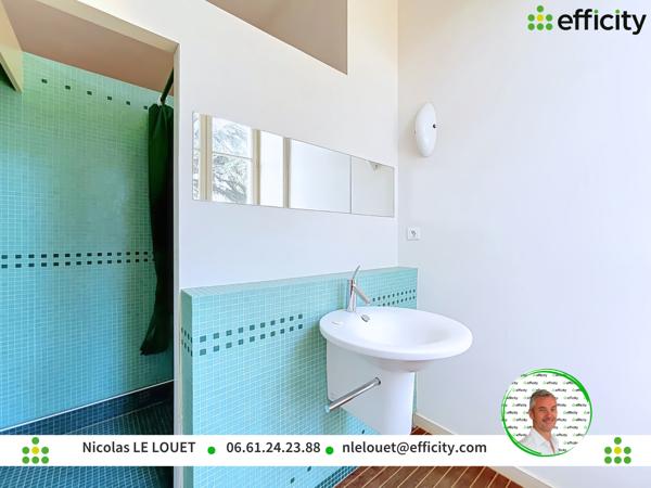 Appartement
         6 pièces
        - 249 m² 378 000 € *