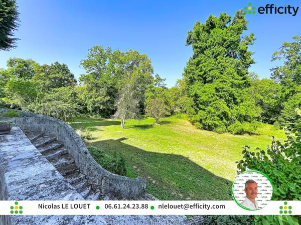 Appartement
         6 pièces
        - 249 m² 378 000 € *