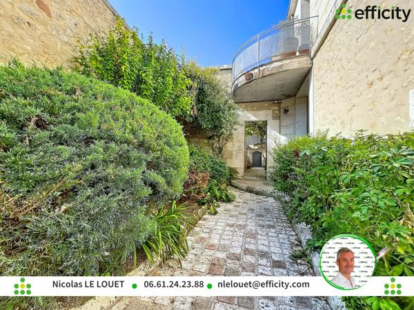 Appartement
         6 pièces
        - 249 m² 378 000 € *