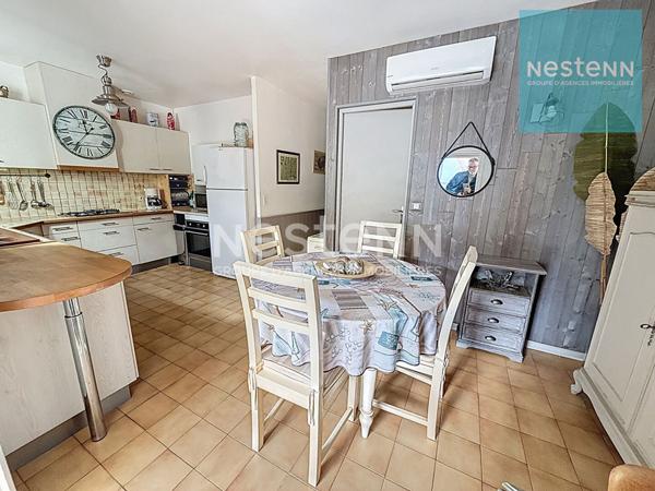 MAISON DE VILLE DE PLAIN-PIEDS AVEC PATIO