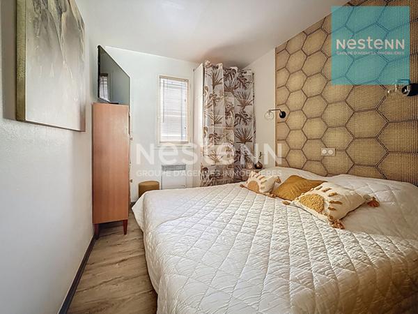 MAISON DE VILLE DE PLAIN-PIEDS AVEC PATIO